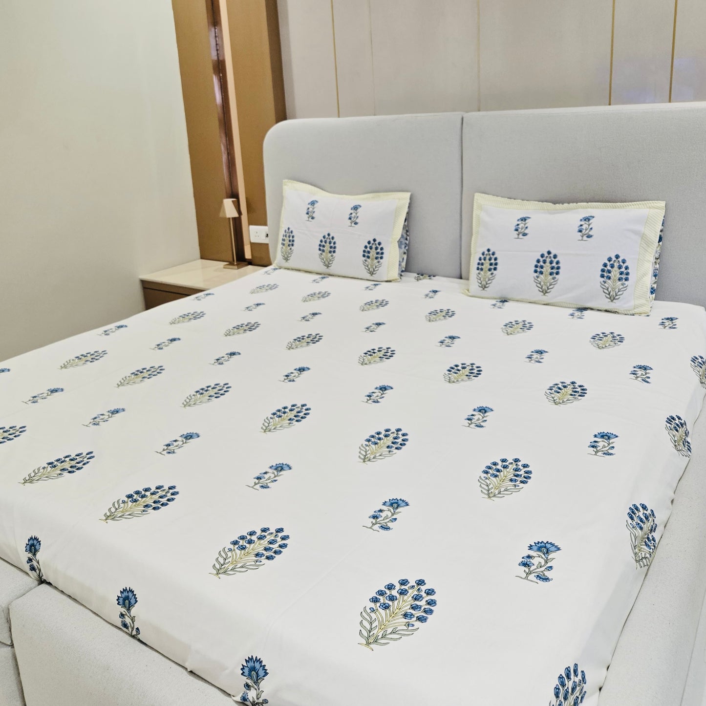 Pure Cotton Bedsheet | 210 TC |