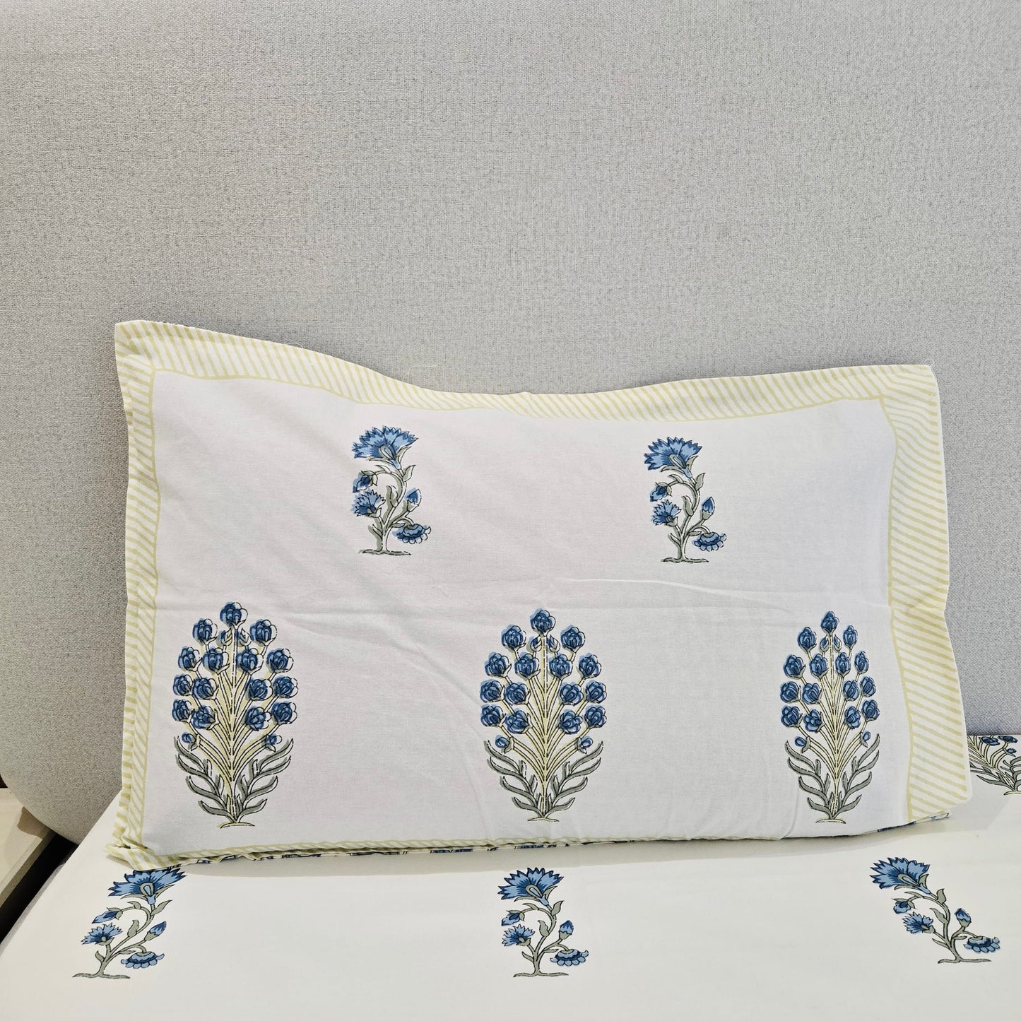 Pure Cotton Bedsheet | 210 TC |