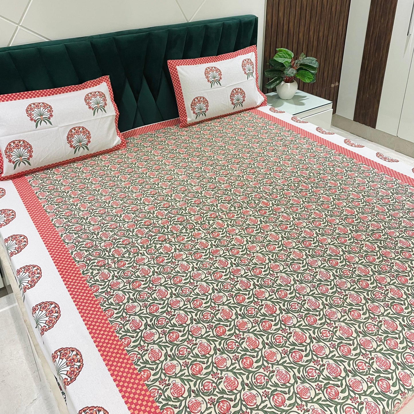 Pure Cotton Bedsheet | 210 TC |