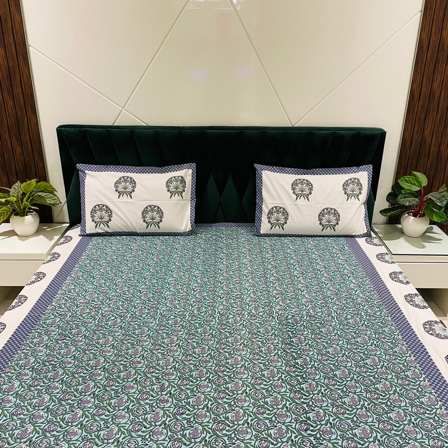 Pure Cotton Bedsheet | 210 TC |