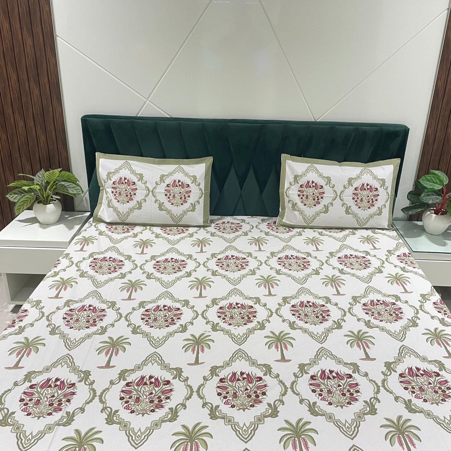 Pure Cotton Bedsheet | 210 TC |