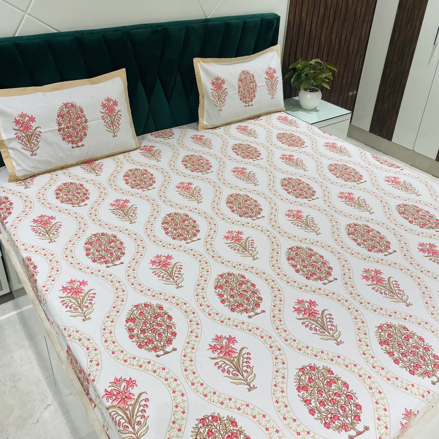 Pure Cotton Bedsheet | 210 TC |
