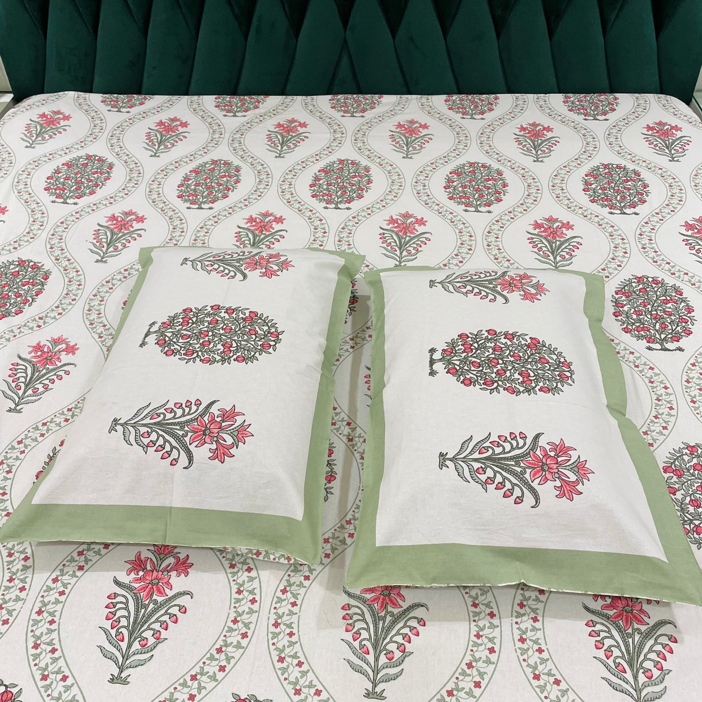 Pure Cotton Bedsheet | 210 TC |