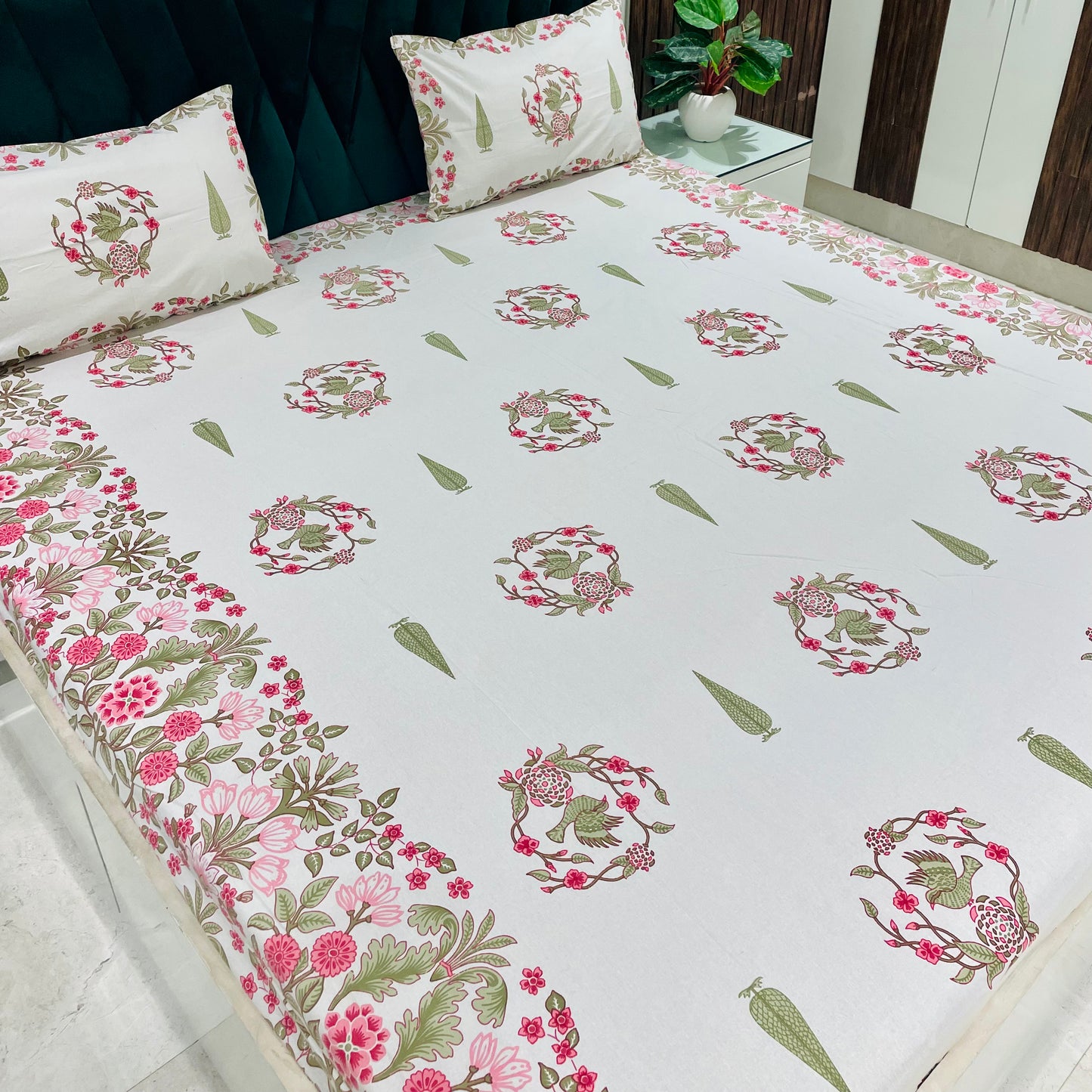 Pure Cotton Bedsheet | 210 TC |
