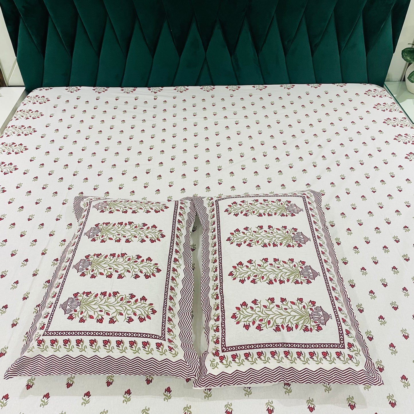 Pure Cotton Bedsheet | 210 TC |