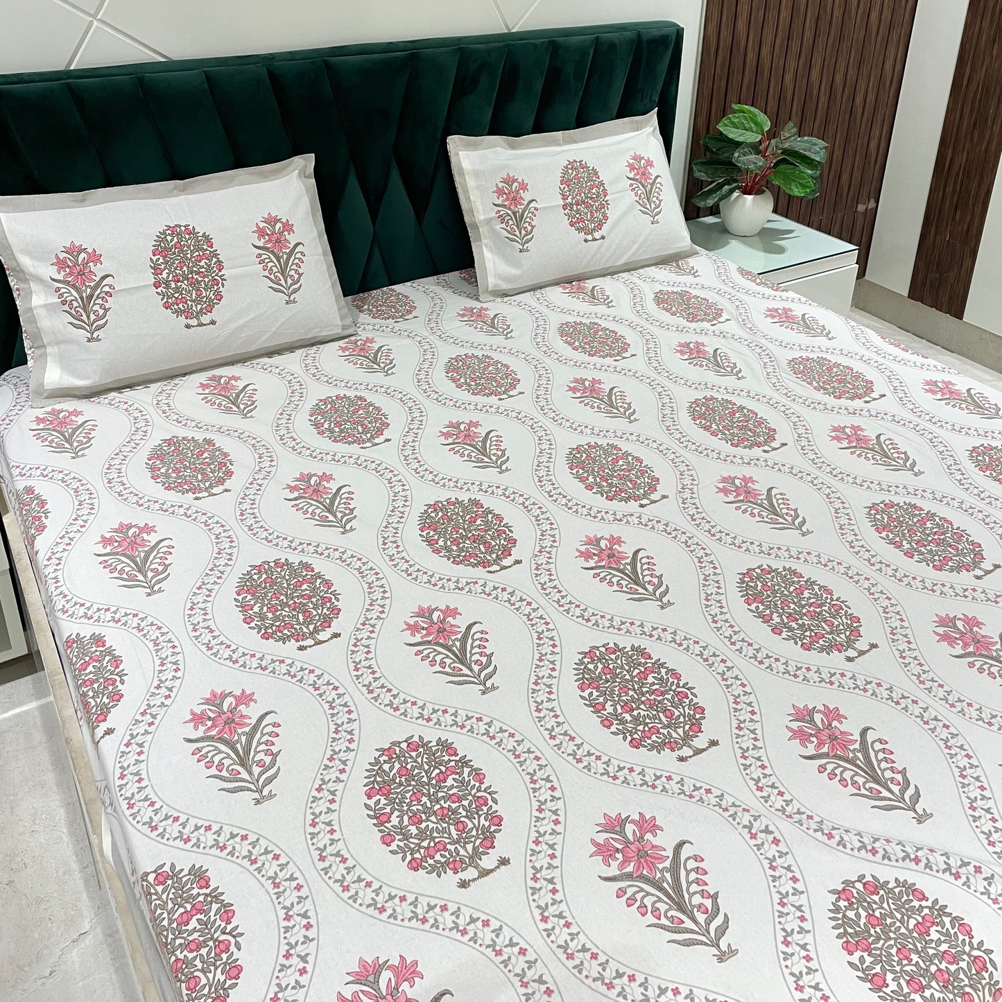 Pure Cotton Bedsheet | 210 TC |