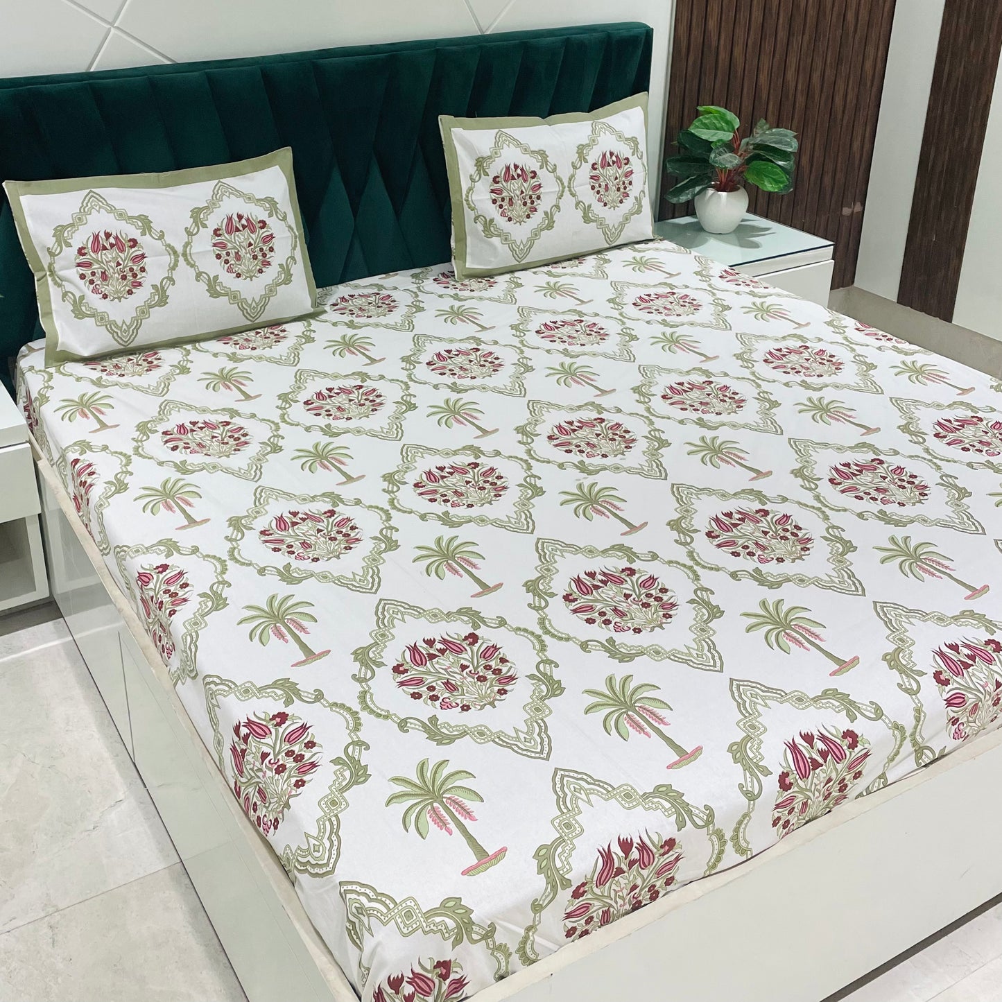 Pure Cotton Bedsheet | 210 TC |