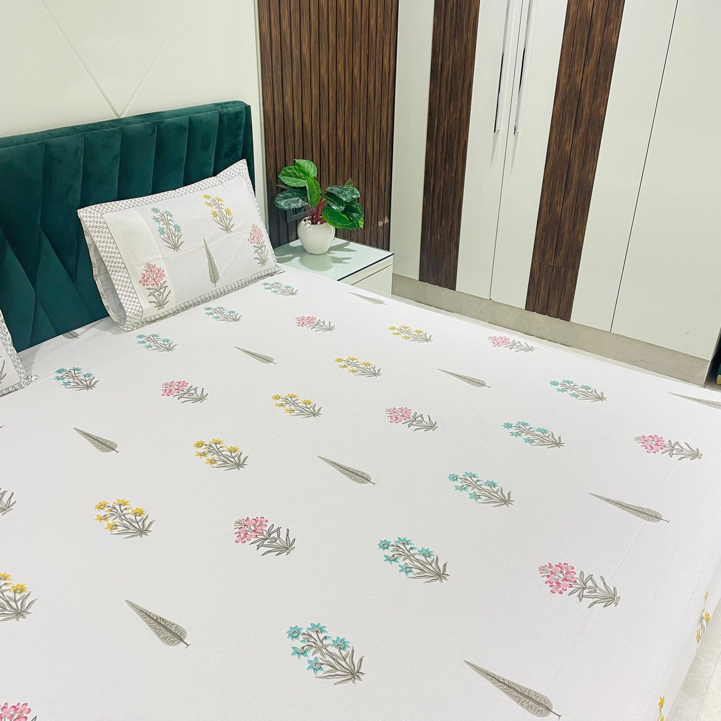 Pure Cotton Bedsheet | 210 TC |