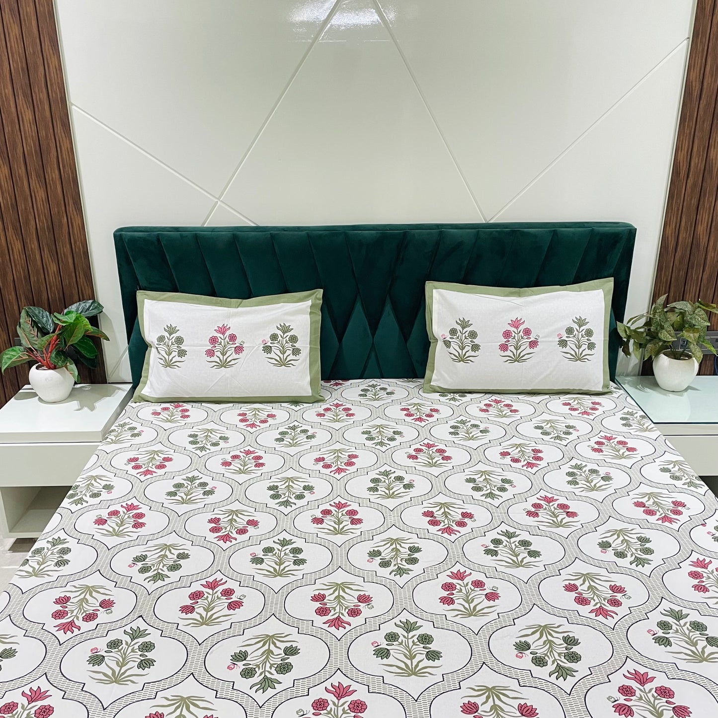 Pure Cotton Bedsheet | 210 TC |