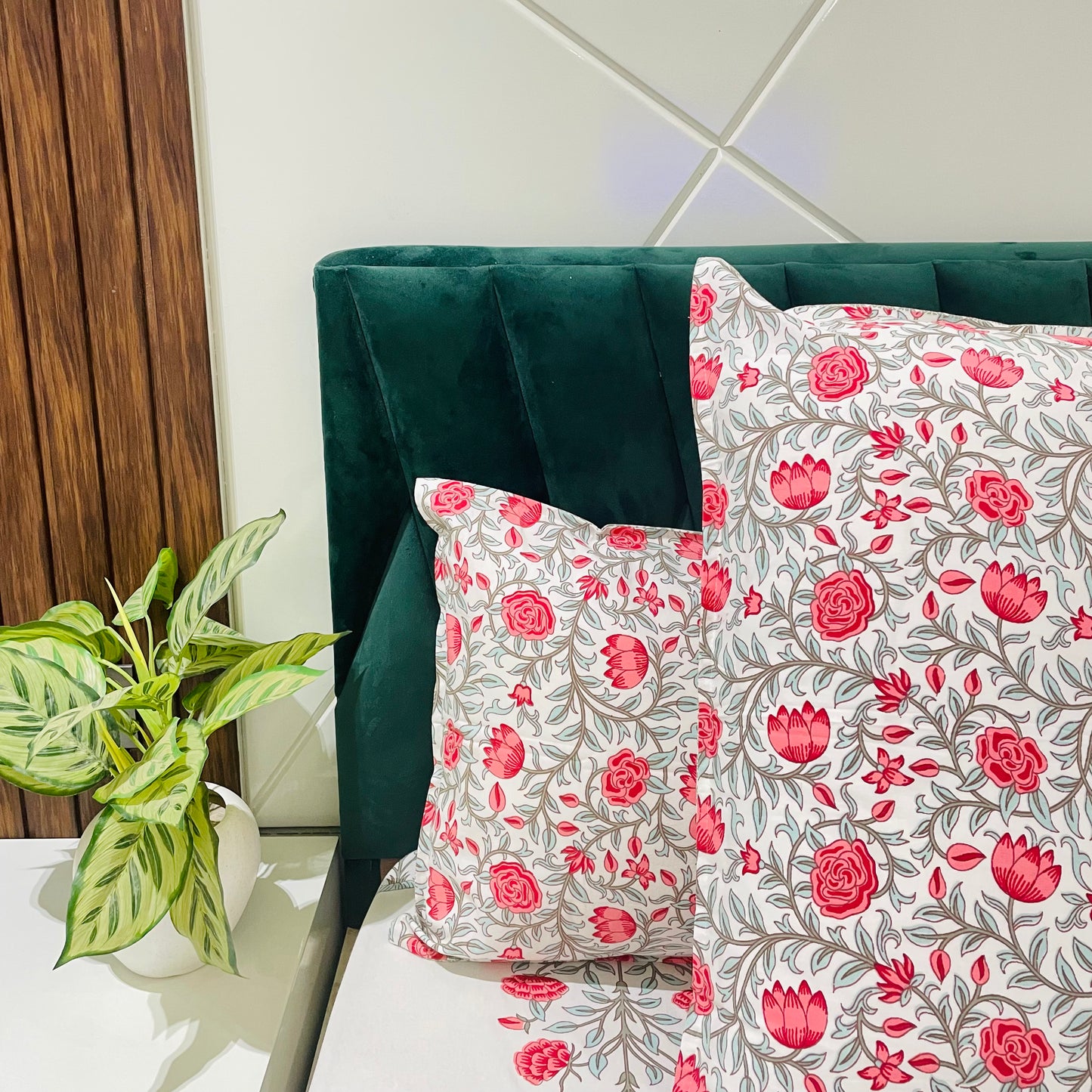 Pure Cotton Bedsheet | 210 TC |