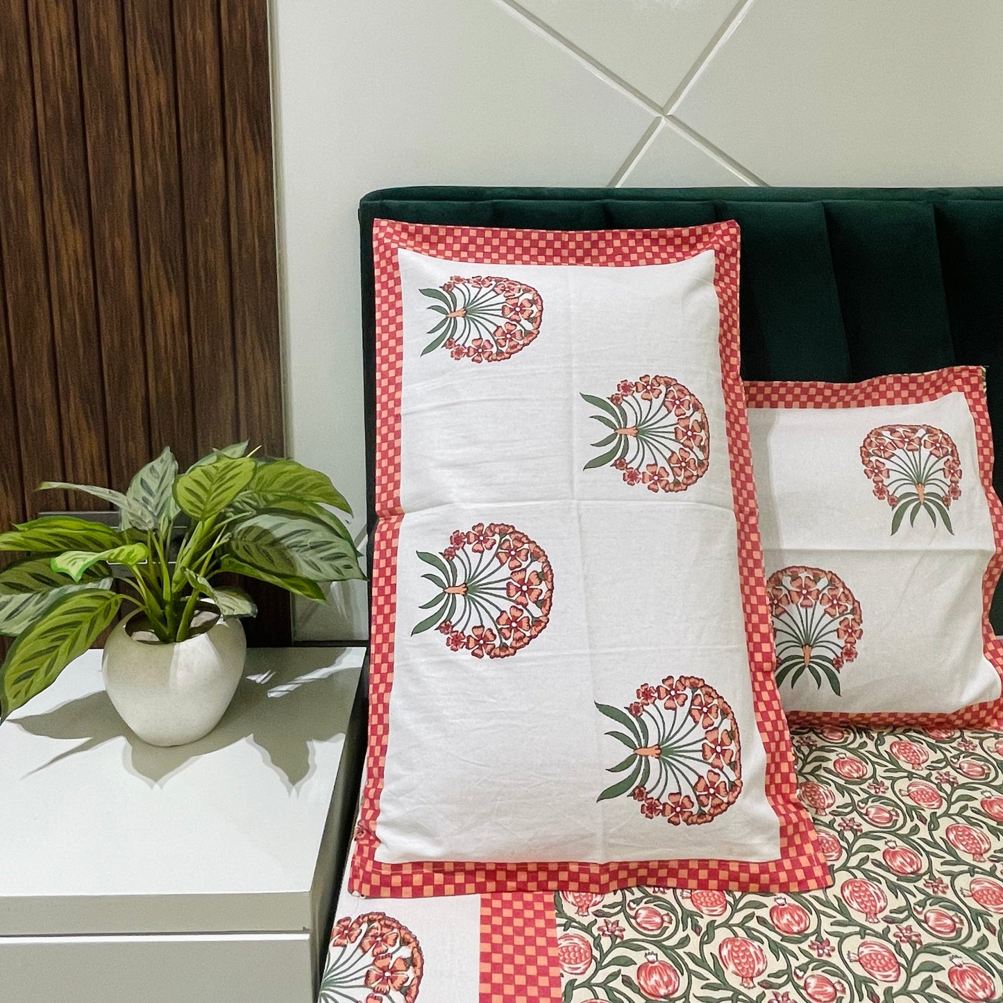 Pure Cotton Bedsheet | 210 TC |