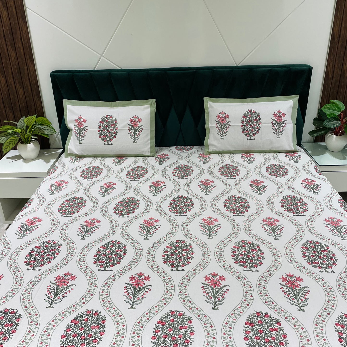 Pure Cotton Bedsheet | 210 TC |