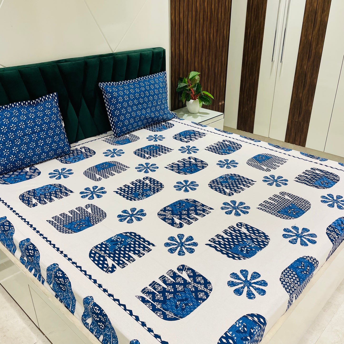 Pure Cotton Bedsheet | 210 TC |
