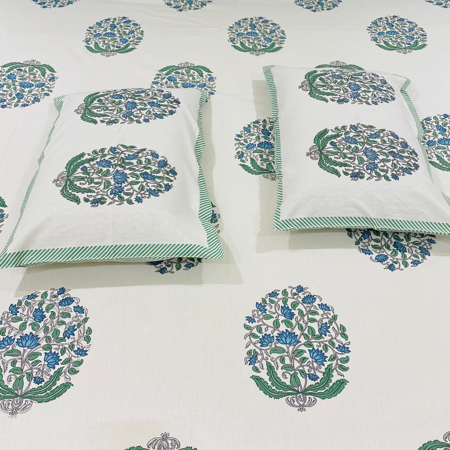 Pure Cotton Bedsheet | 210 TC |