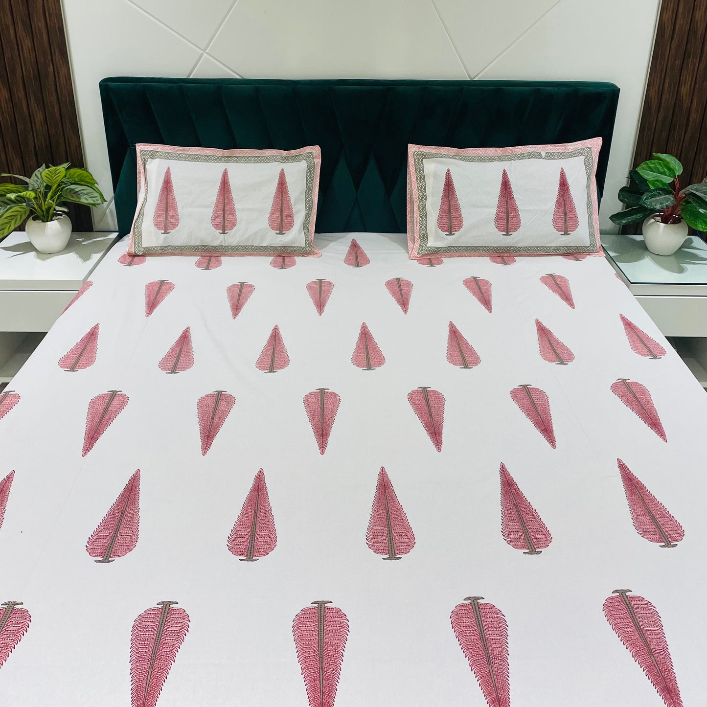 Pure Cotton Bedsheet | 210 TC |