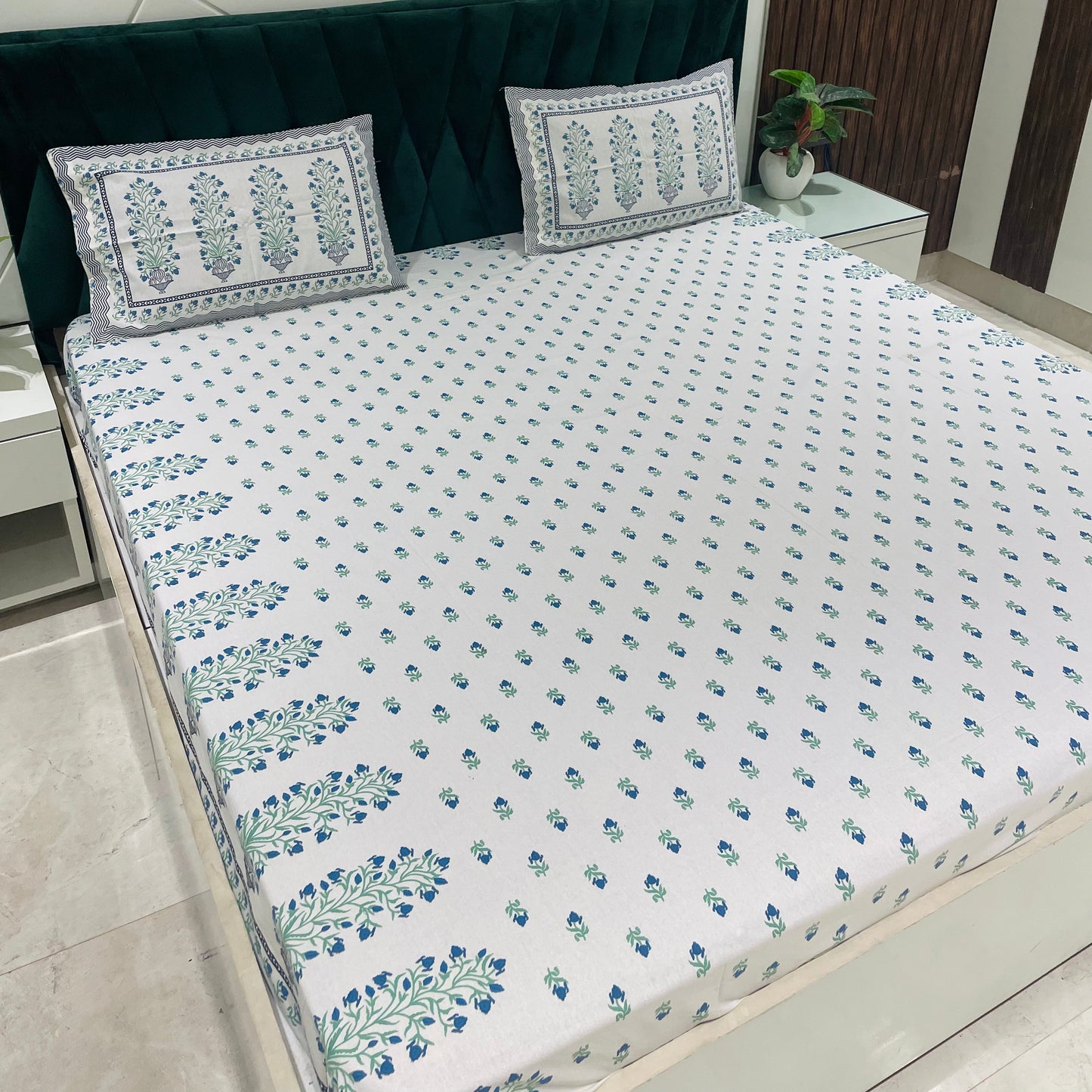 Pure Cotton Bedsheet | 210 TC |