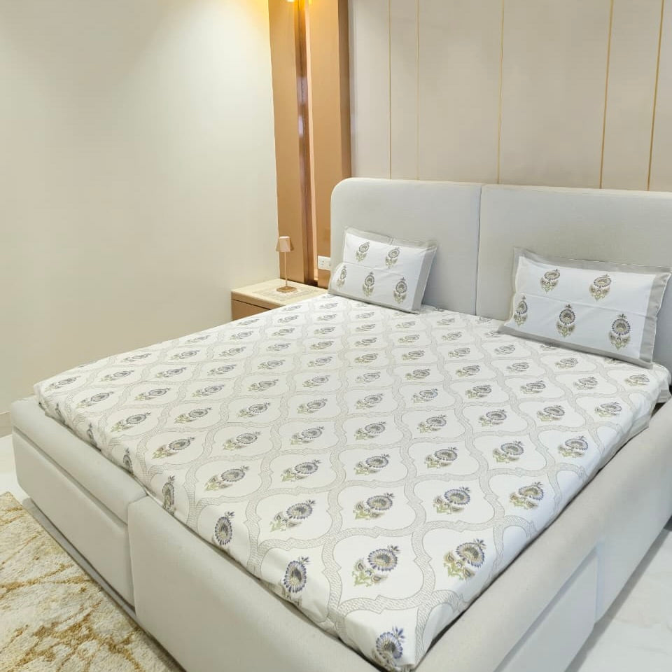 Pure Cotton Bedsheet | 210 TC | (Copy)
