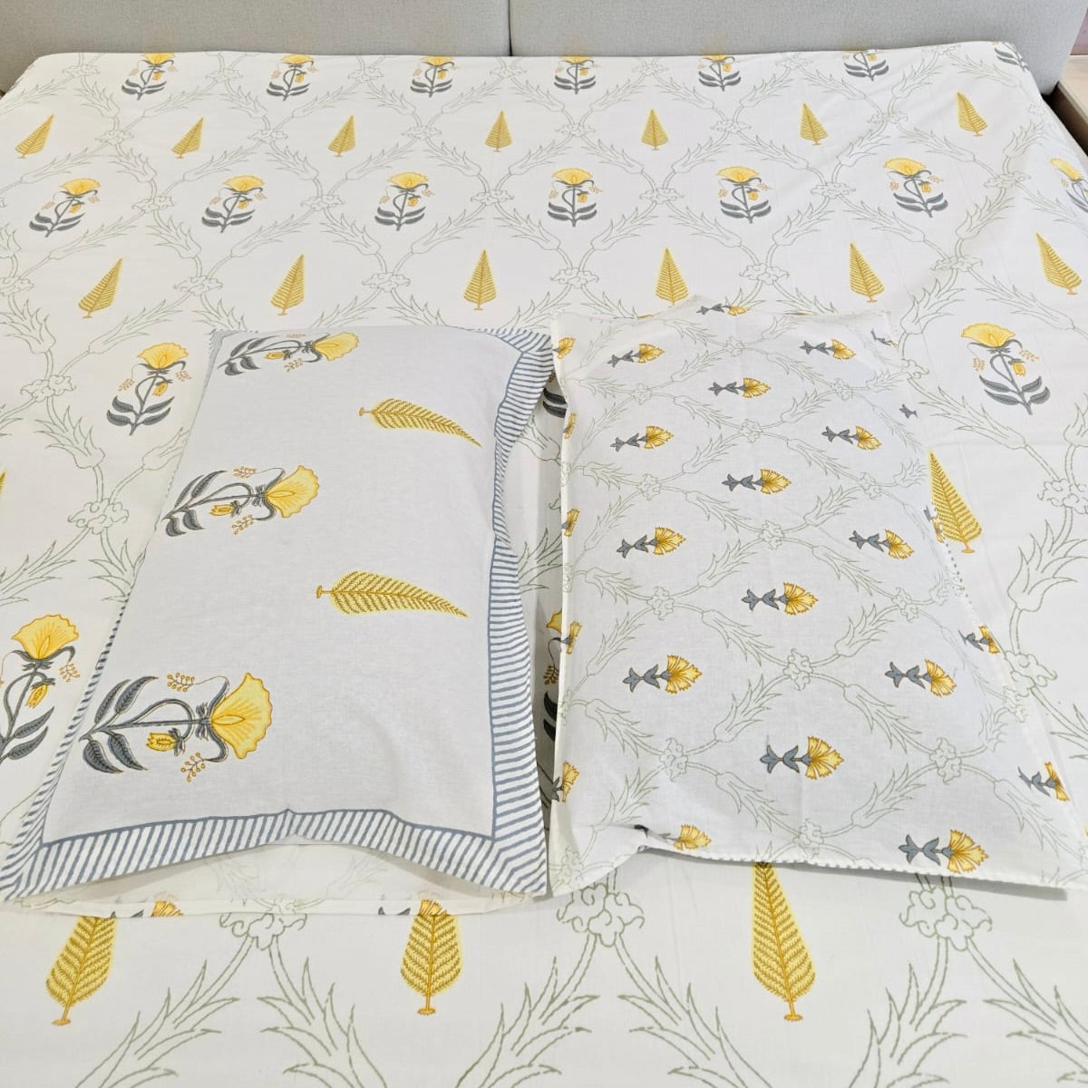 Pure Cotton Bedsheet | 210 TC |