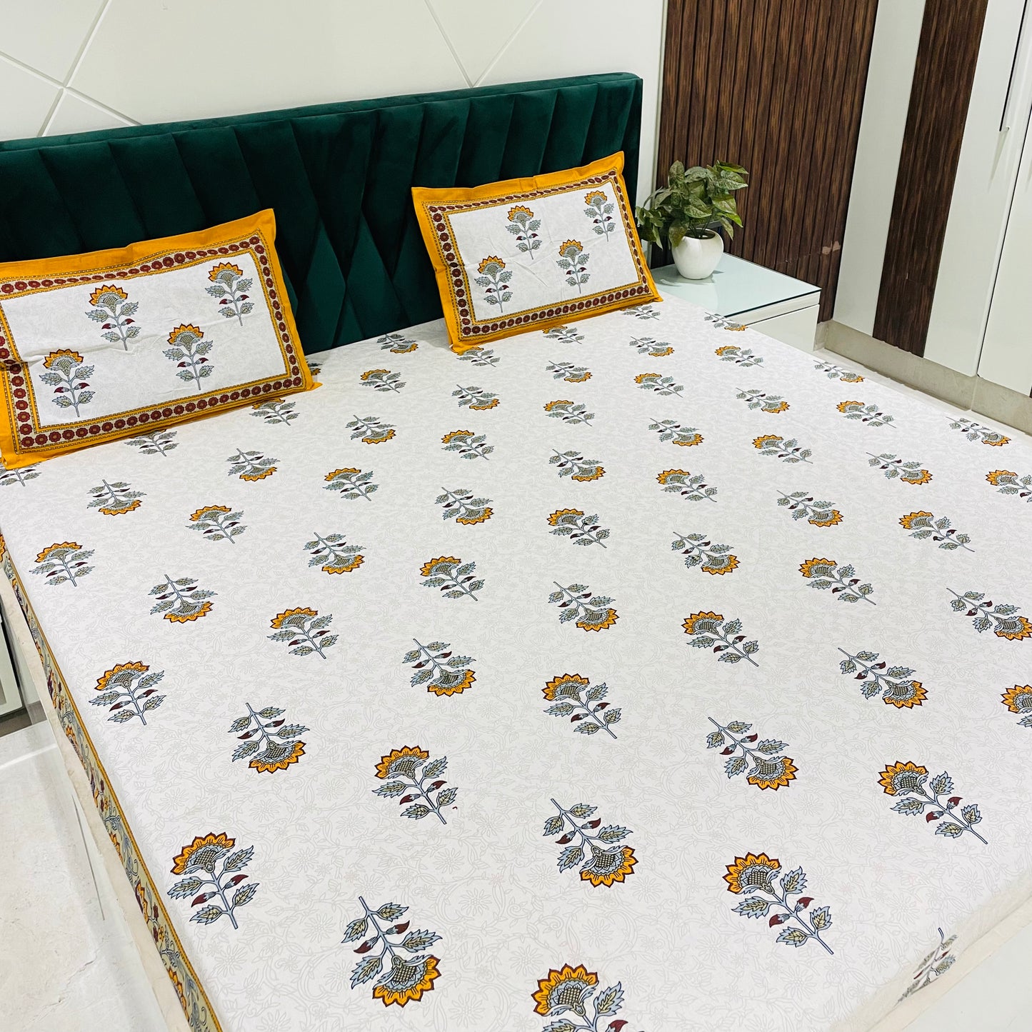 Pure Cotton Bedsheet | 210 TC |