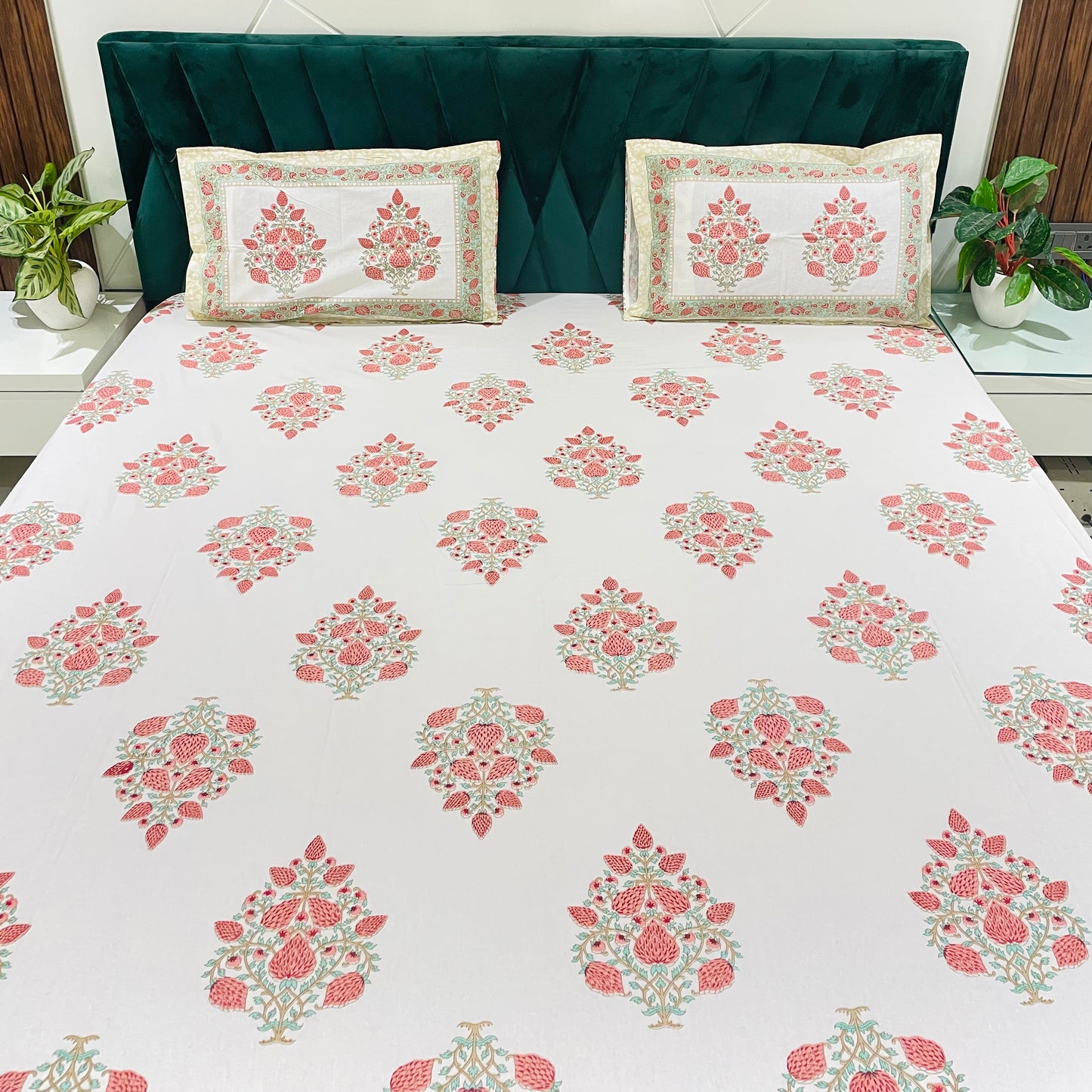 Pure Cotton Bedsheet | 210 TC |