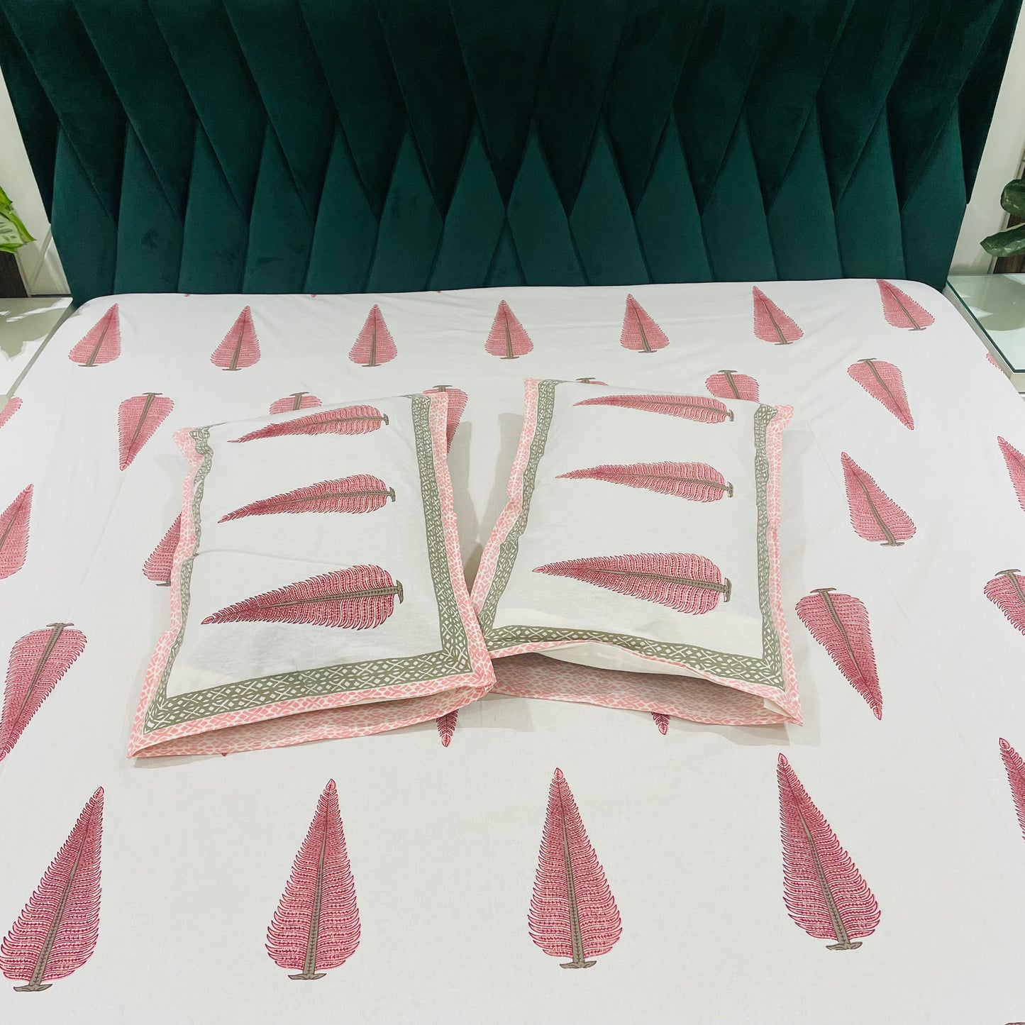 Pure Cotton Bedsheet | 210 TC |