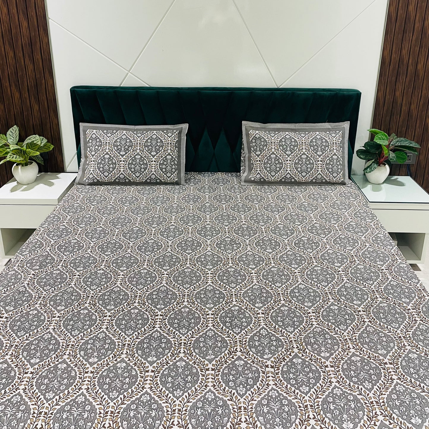 Pure Cotton Bedsheet | 210 TC |