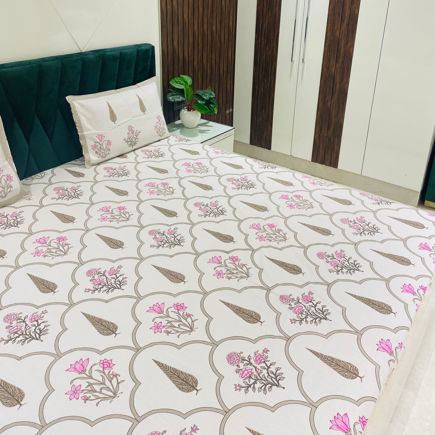 Pure Cotton Bedsheet | 210 TC |