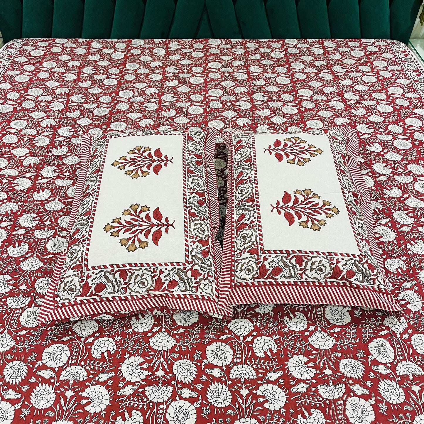 Pure Cotton Bedsheet | 210 TC |