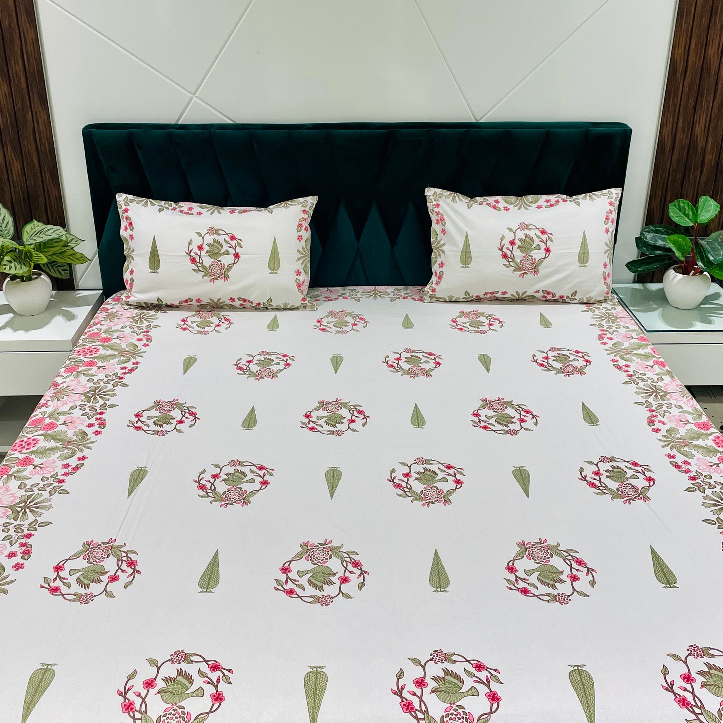 Pure Cotton Bedsheet | 210 TC |