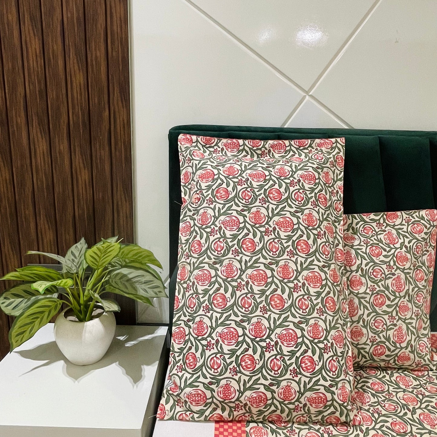 Pure Cotton Bedsheet | 210 TC |