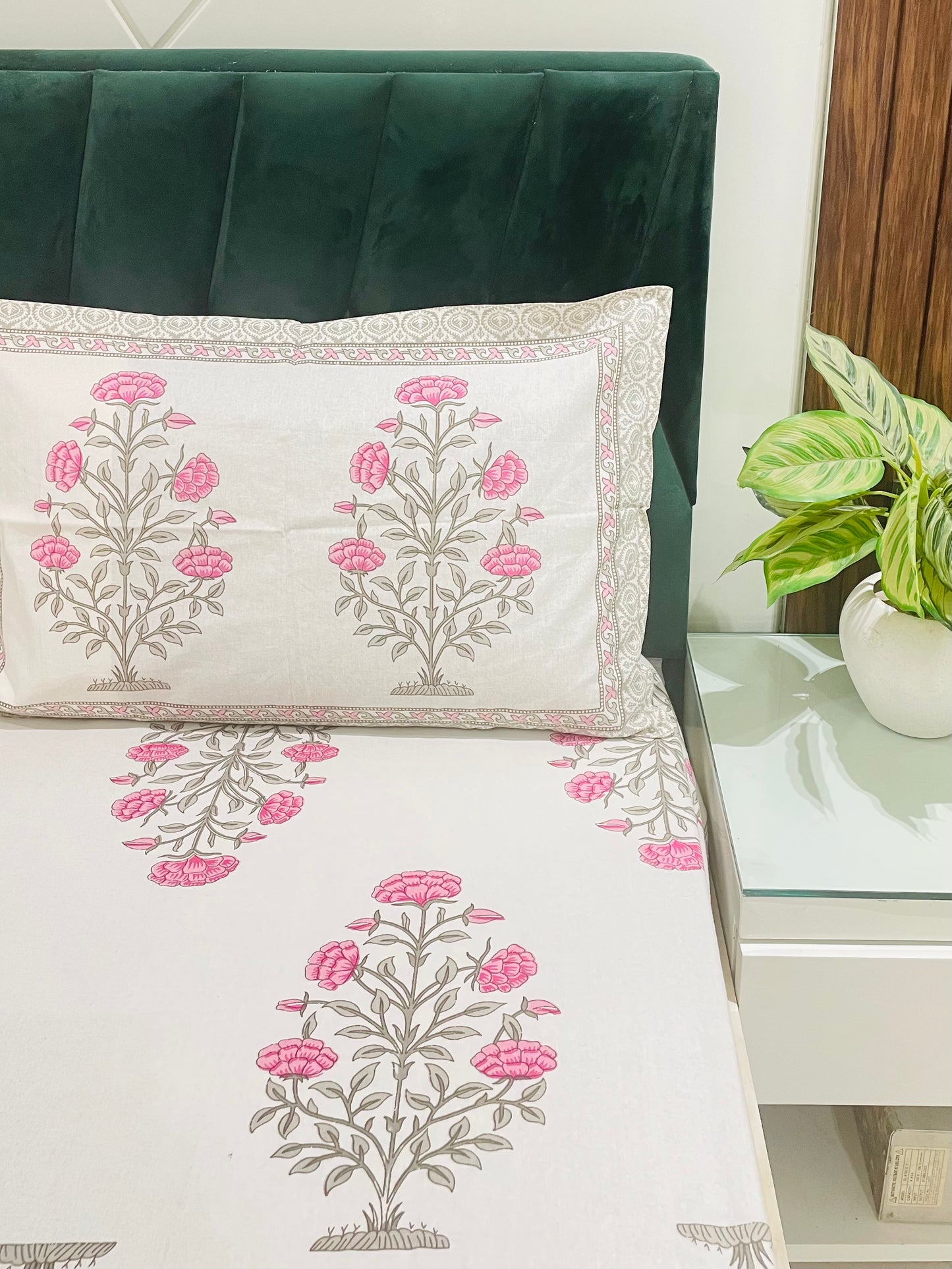 Pure Cotton Bedsheet | 210 TC |