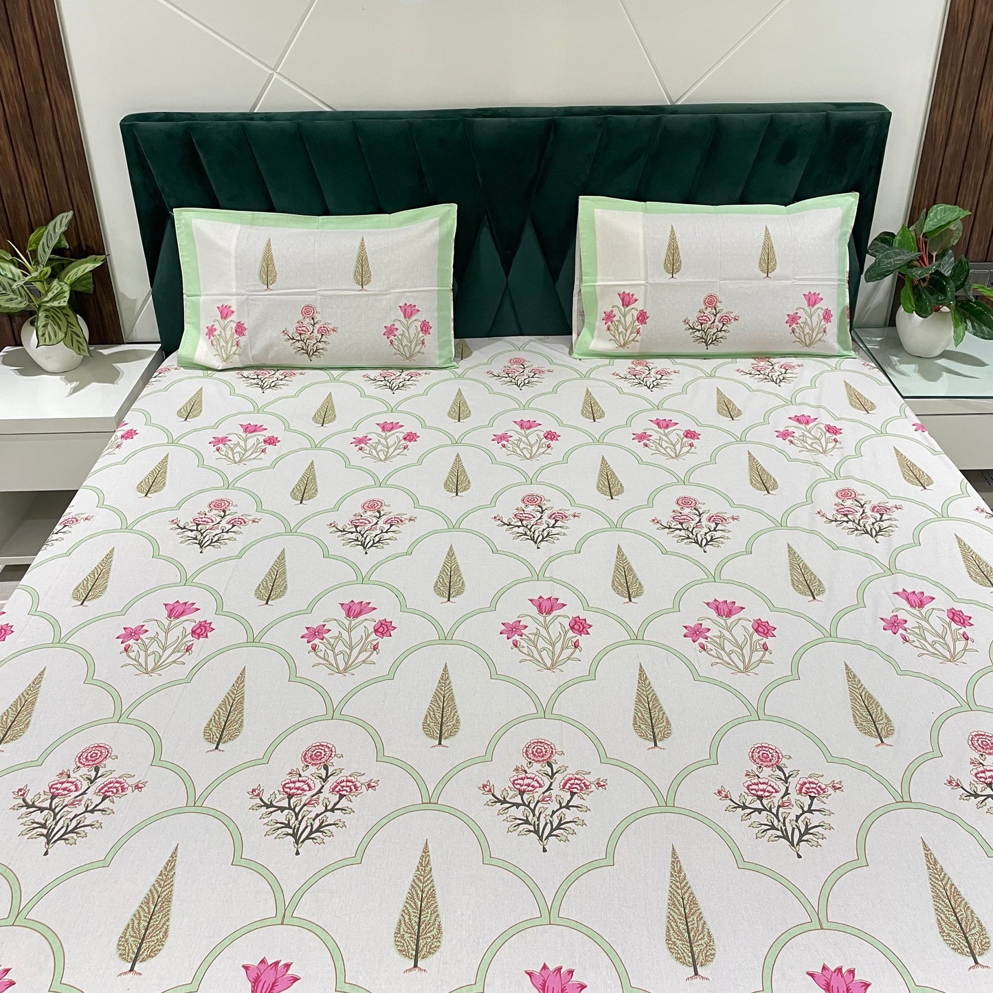 Pure Cotton Bedsheet | 210 TC |
